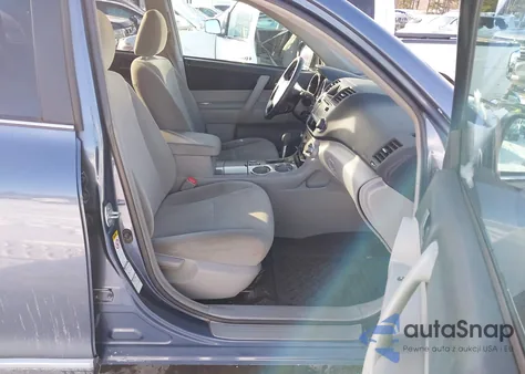 2013 Toyota Highlander Base Plus V6 from USA, damaged, VIN 5TDBK3EH6DS259582